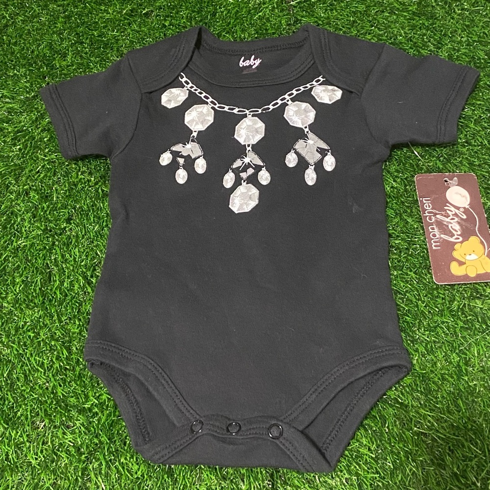 New with tags Mon Cheri baby bodysuit size 0-3 months cute bling design